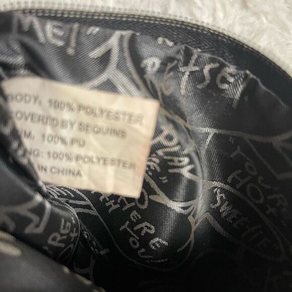 Betsey Johnson Vibrant yellow, pink & green Floral sequins Wristlet . - Picture 7 of 7